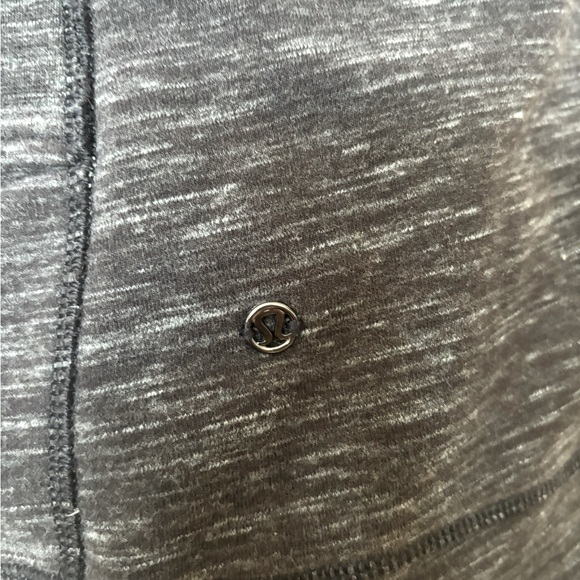 Find Your Centre Wrap hoodie size 6 - Picture 5 of 5